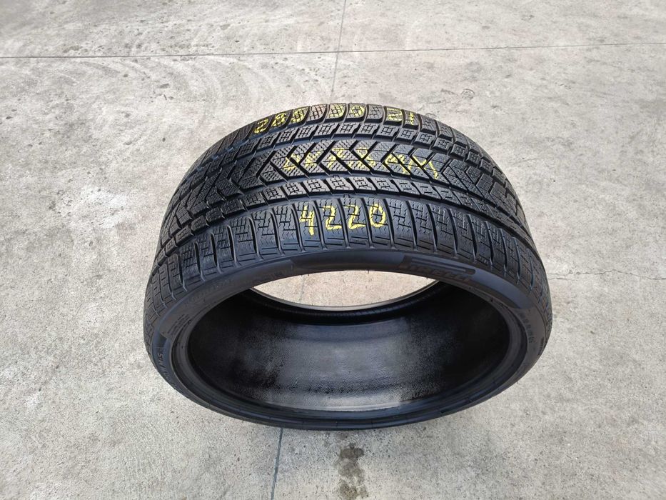 O anvelopa iarna 285 30 21 pirelli sottozero 3 profil 7,8 mm dot 4220