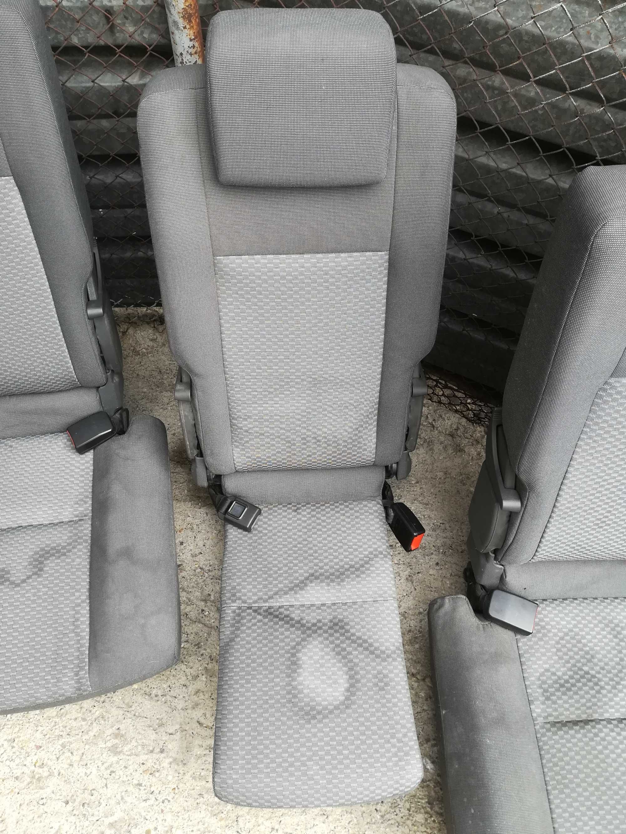 Ford Focus C-max  салон/ задни седалки