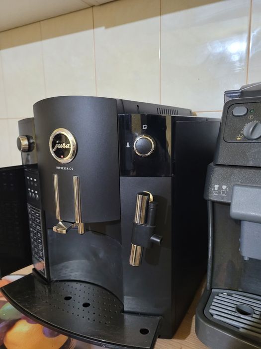 Saeco Viena și Jura C 5 Inpecabile