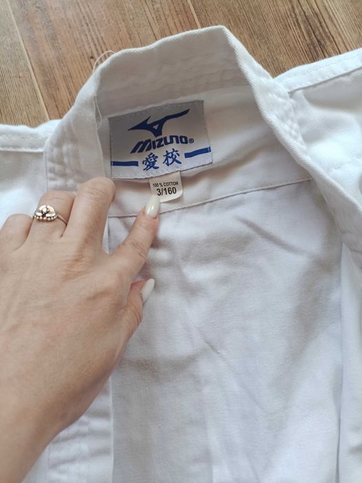 Кимоно и перчатки