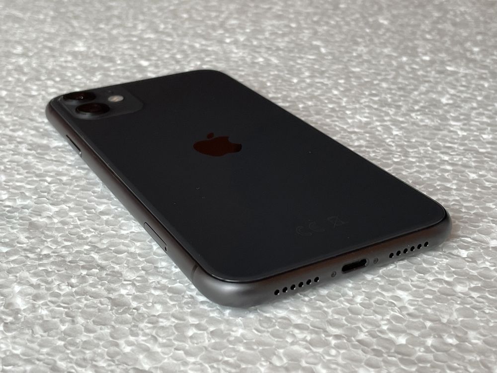 iPhone 11 128Gb Black Neverlocked 93% viata bateriei