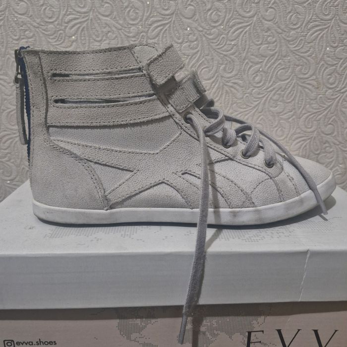 Обувь подростковая Адидас  36рр ботинки .сапоги