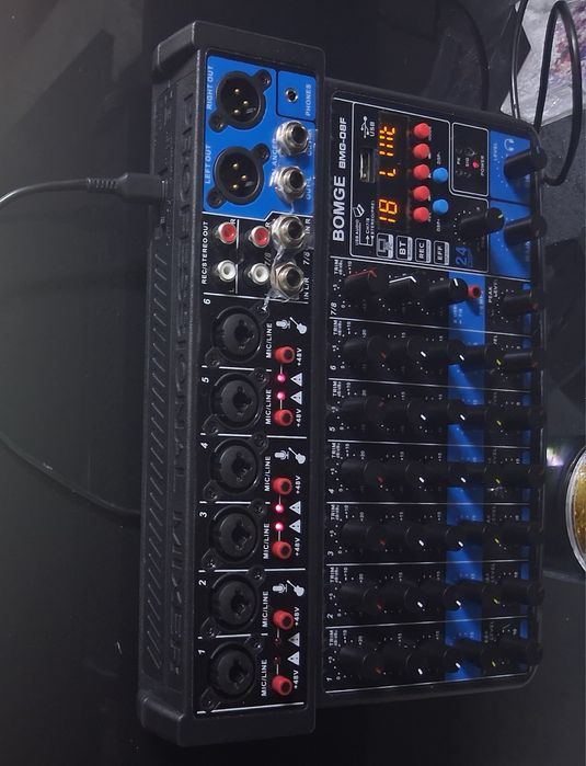 Vând mixer profesional an stare bună