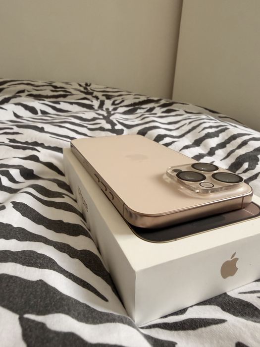 Iphone 16 Pro Max 256gb 90% baterie