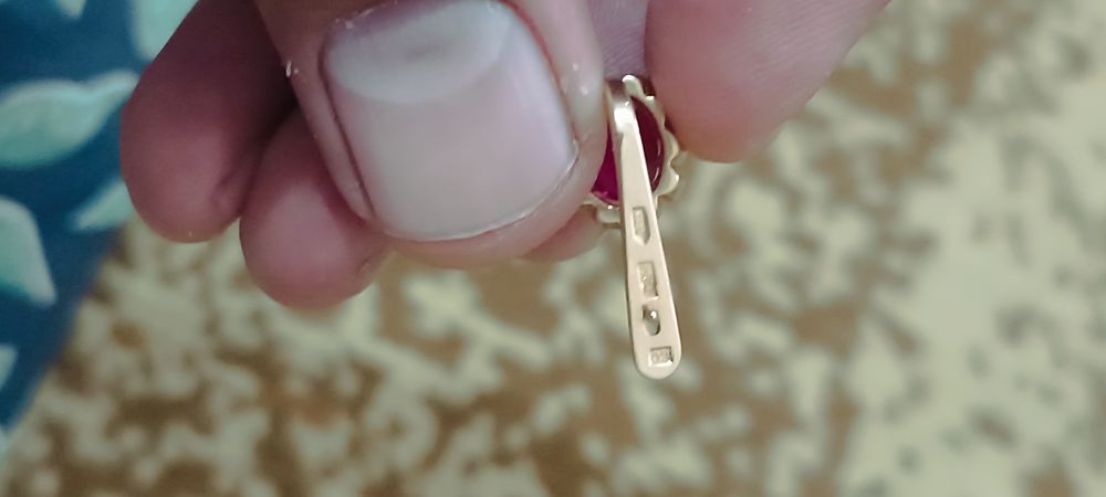 Тилла сирга сотилади