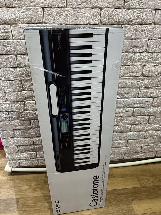 Продам синтезатор casio ct-s300