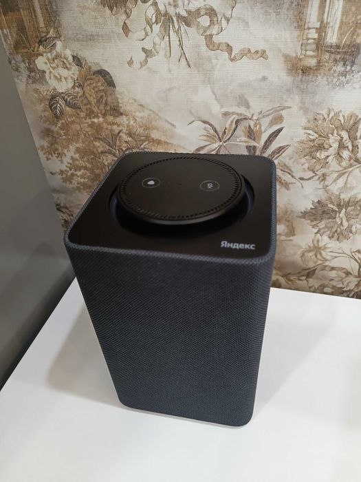 Яндекс Станция Макс