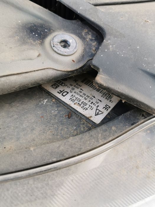 far stanga far dreapta audi a6 c6