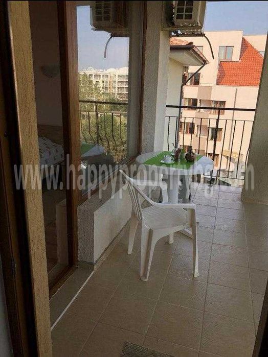 Продава се Двустаен апартамент в к.к. Слънчев бряг - 65 кв.м за 1016 €/кв.м - Снимка #6