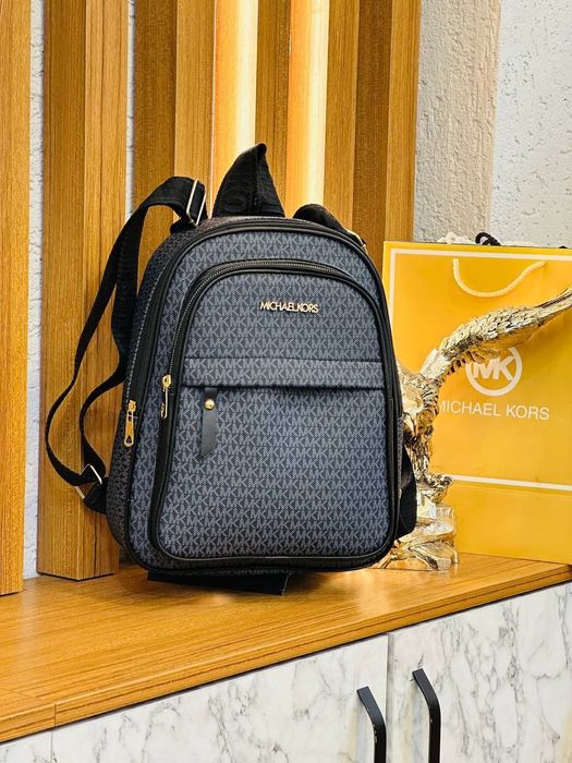 Ghiozdane Mai multe detalii în descriere