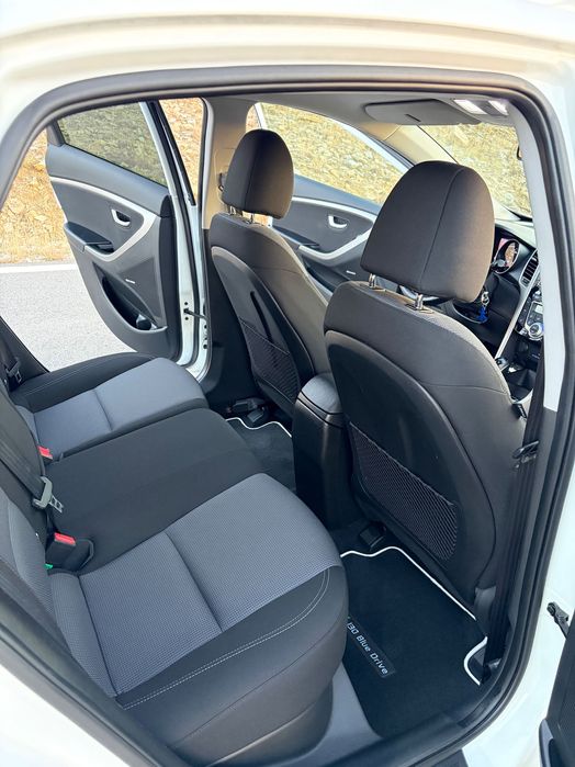 Hyundai I30 1.6 CRDI Blue Drive Автоматик