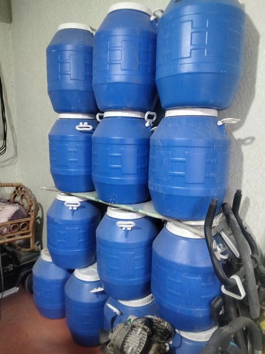 Бочки 60 литров 13 штук