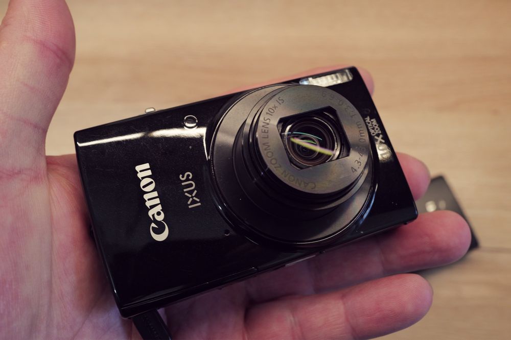 Aparat foto Canon Ixus 180 Black WiFi 20Mp ITP wireless Card data ora