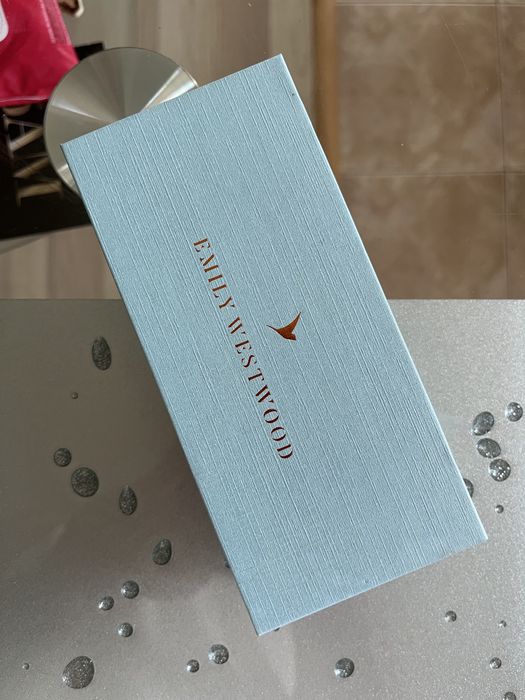 Ceas Emily Westwood nou