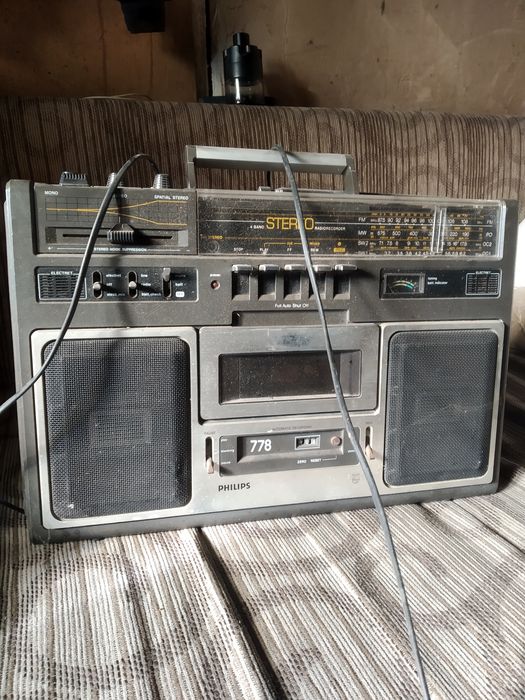 Касетофон Филипс 788 работещ