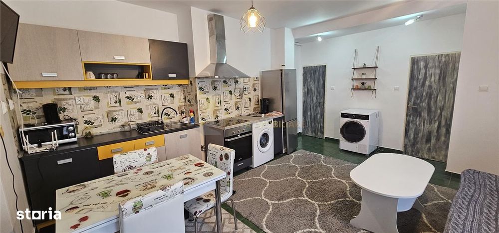 Casa 5 Camere 120 Mp  Zona Umf  Curte 95 Mp