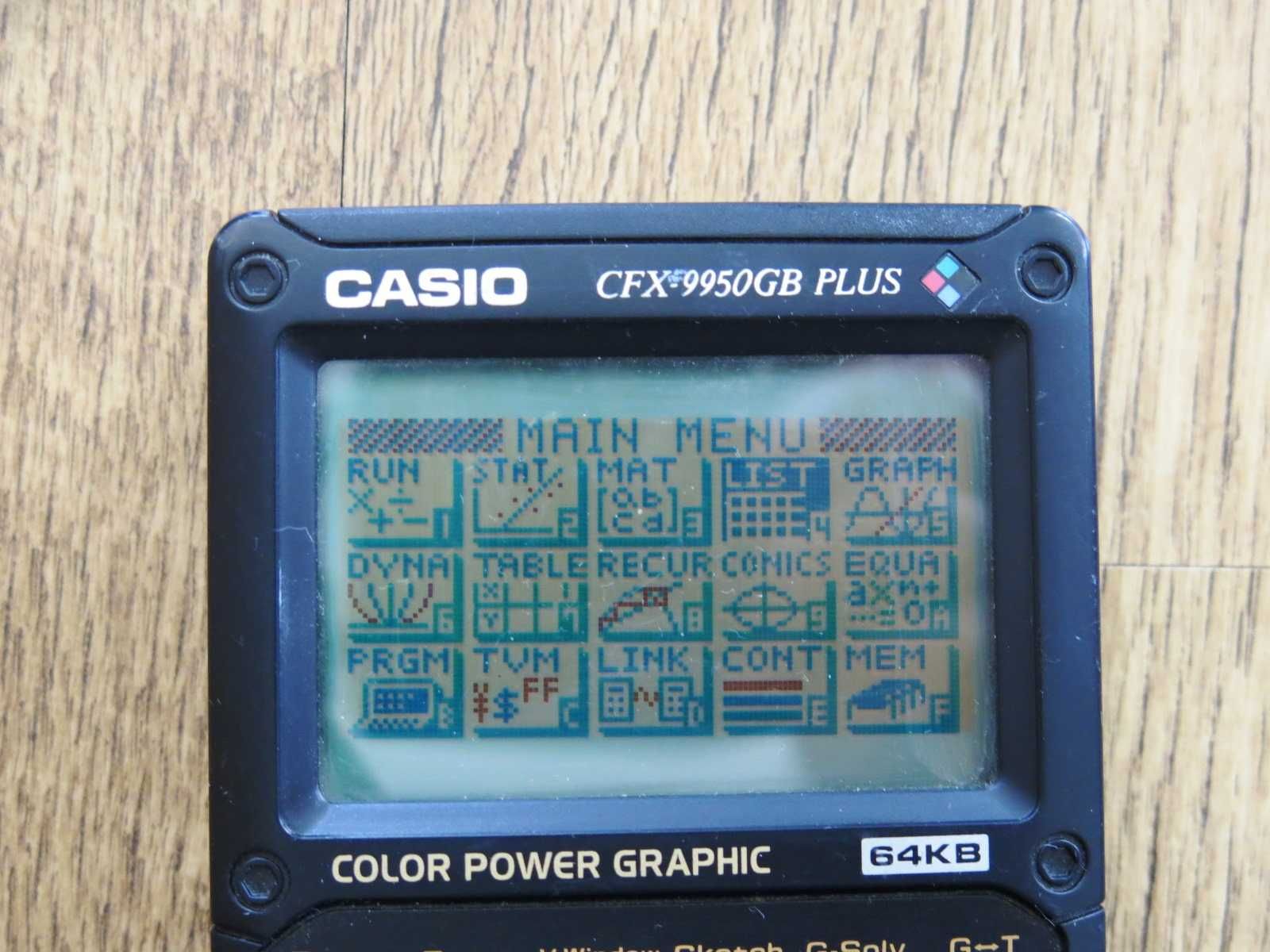 Научен графичен калкулатор Casio CFX-9950GB PLUS, цветен дисплей