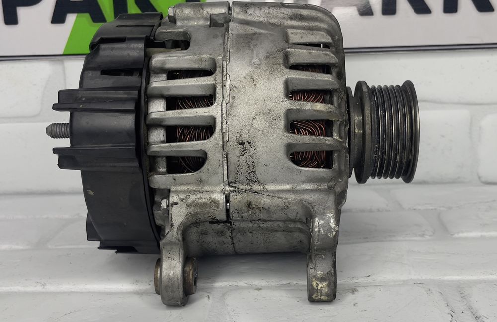 Генератор Алтернатор AUDI 3.0TFSI 06M903027B
