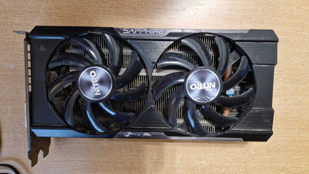 AMD Radeon R7 370