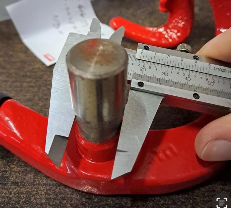 Degajor cutit balotiera