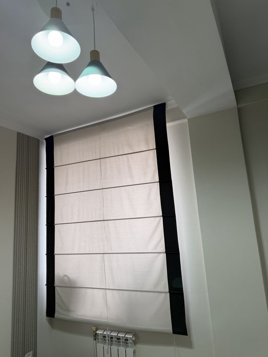 Ролл шторы в отличном состоянии