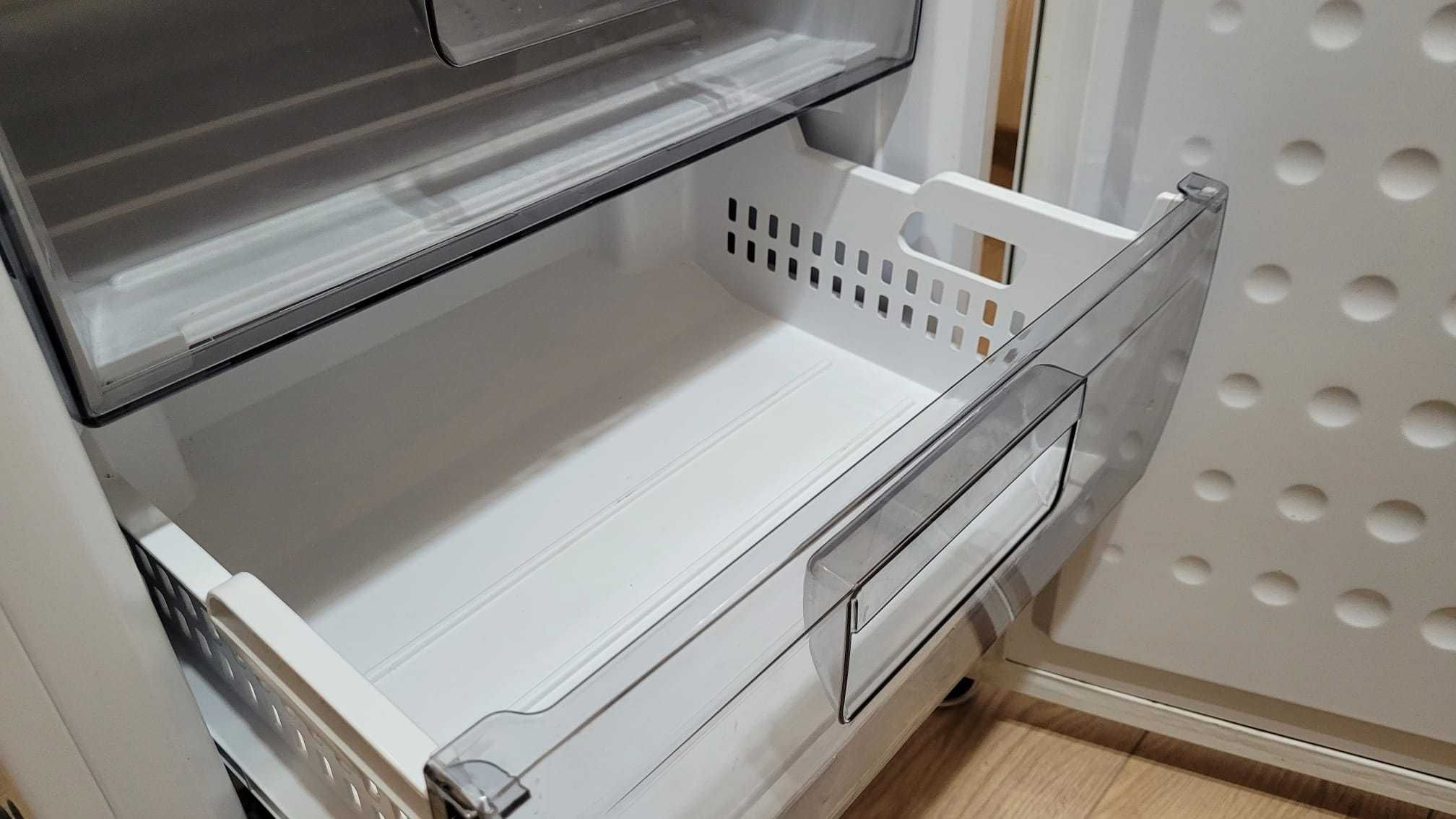 Congelator Arctic cu 6 sertare