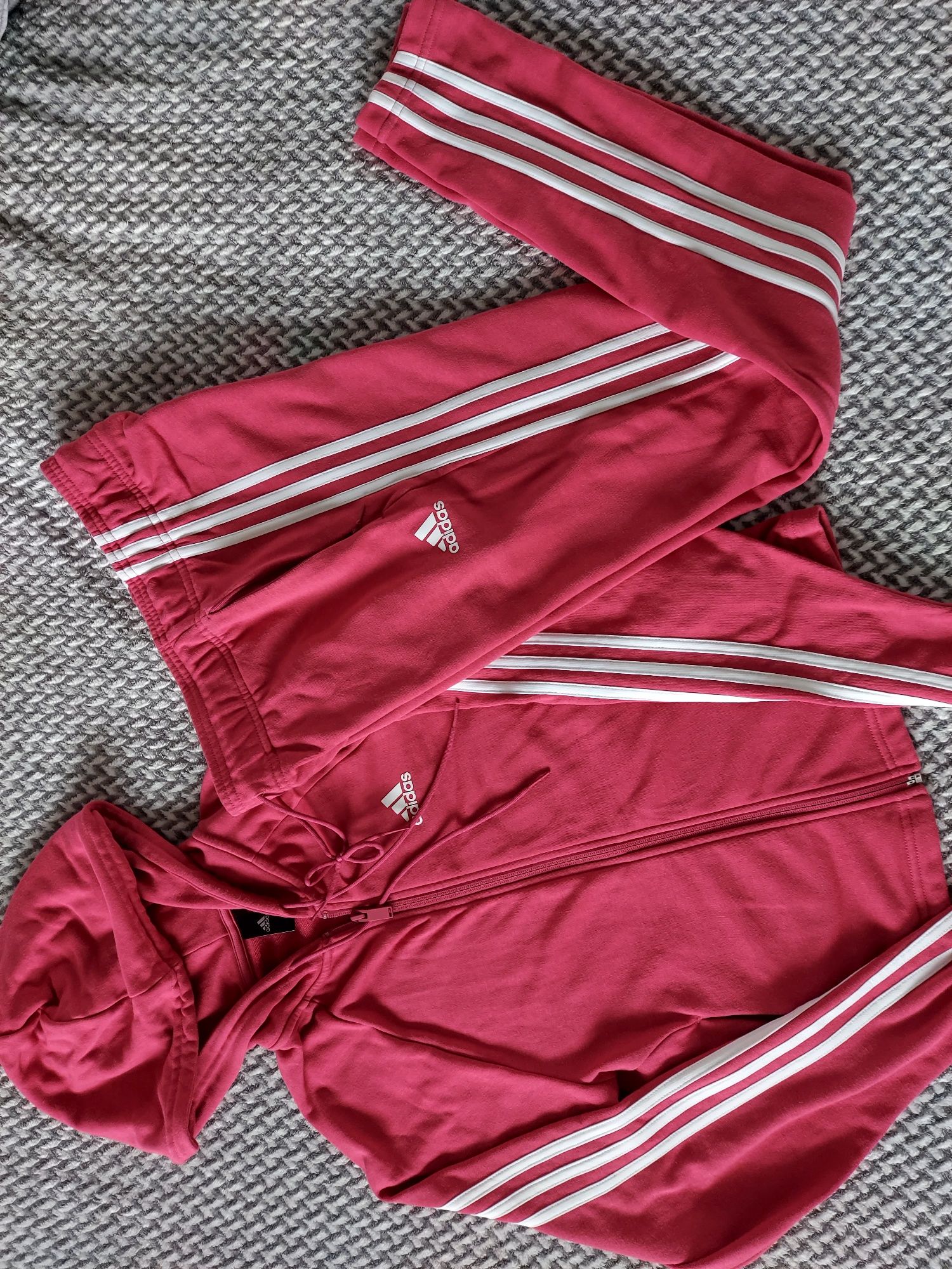 Trening Adidas Xs-S roz