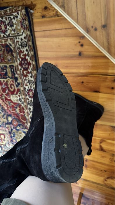 Ботуши естествен велур черни Мегияс - 42 номер