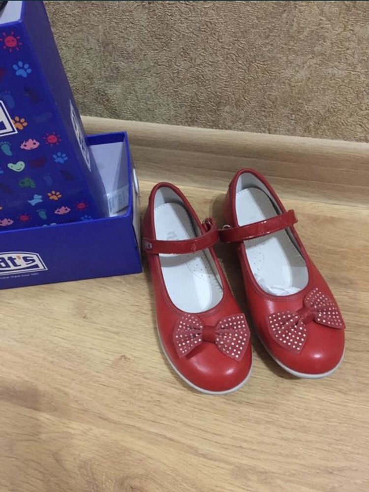 Туфли красные детские новые 35р. С доставкой