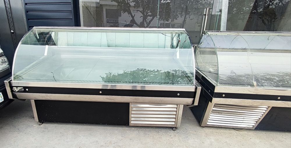 Витрина Холодильник