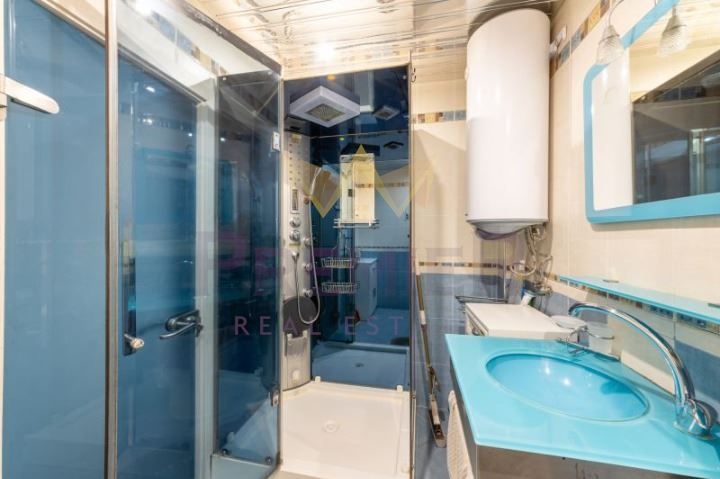 Дава се под наем Тристаен апартамент в Варна, Чайка - 100 кв.м за 765 € - Снимка #11