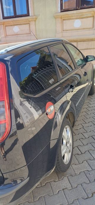 Vand ford focus pentru piese