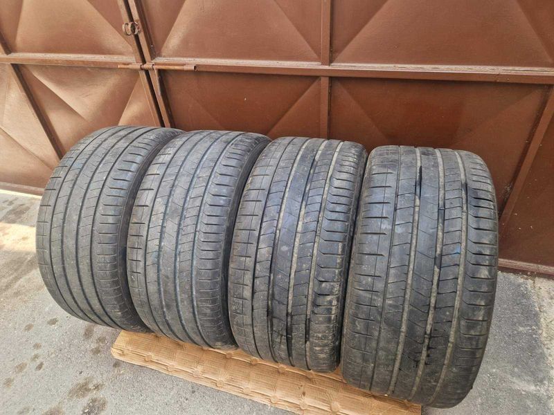 Pirelli R22 325/35
летни гуми 
DOT4919
