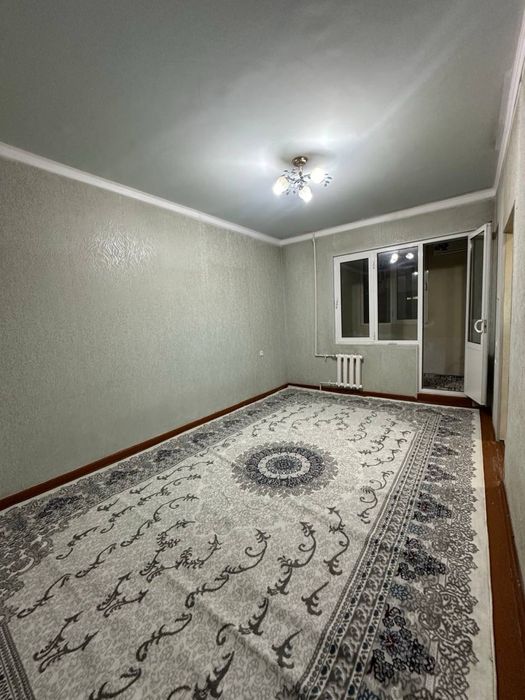 Мирабадский р-н Куйлюк массив 1 1/2/4 33м2 балкон 1.5х3 не торец