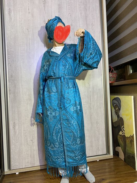 Чапан -абая с поясоми шарфом