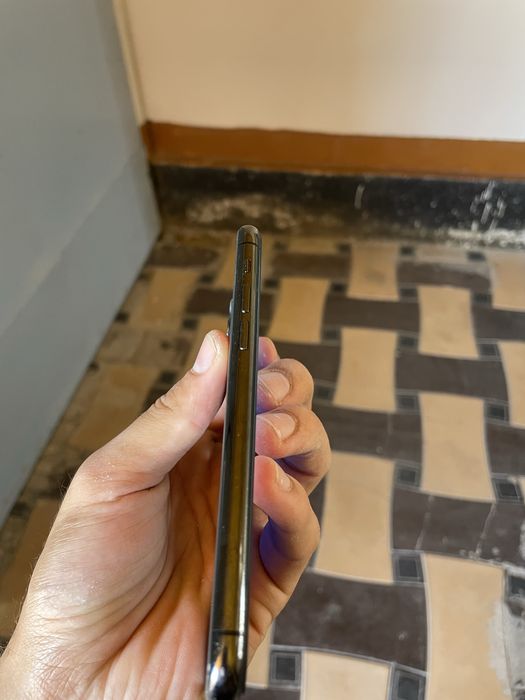 iPhone 11 pro 64 gb
