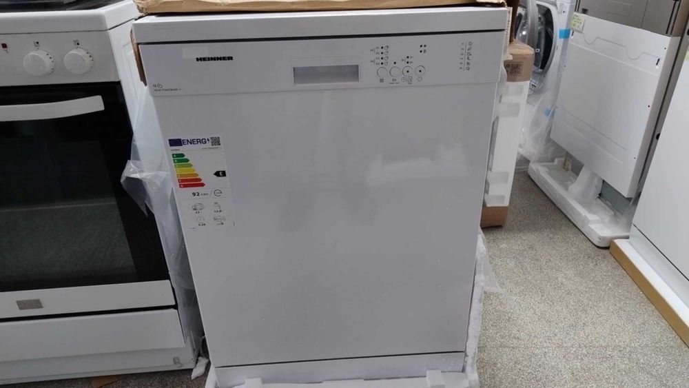 Чисто нова Съдомиялна машина Heinner 60 см  Aquastop Half load