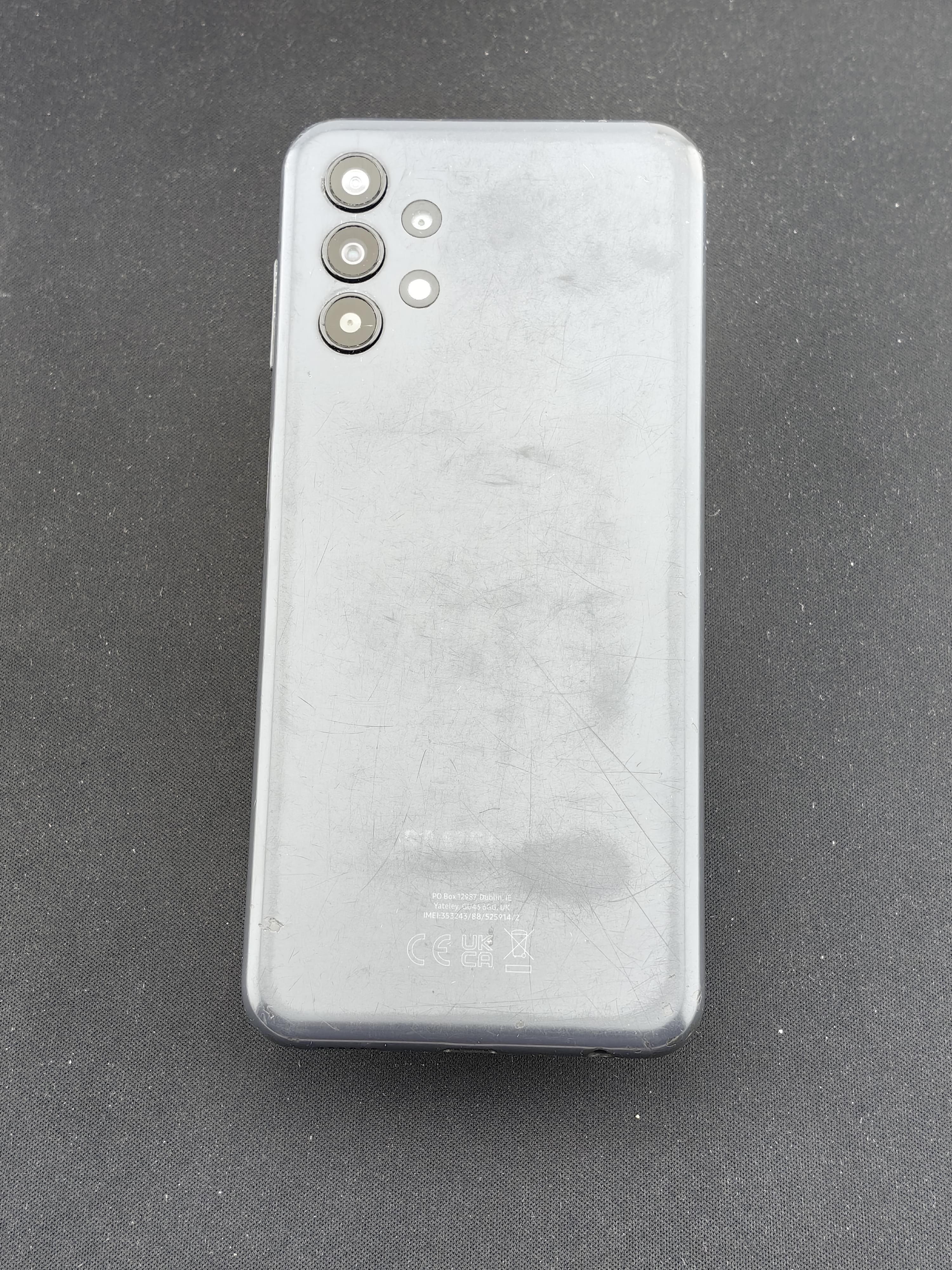 Samsung Galaxy A13 Dual Sim 64 GB-oua633