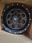 Диски FUEL  8.5x17/6x139.7 D110.5 ET-12