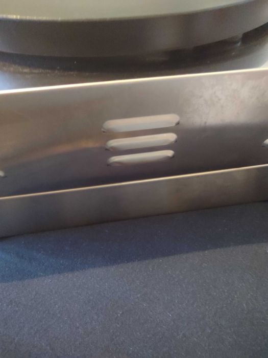 Професионална електрическа машина  котлон за палачинки 40см като нова