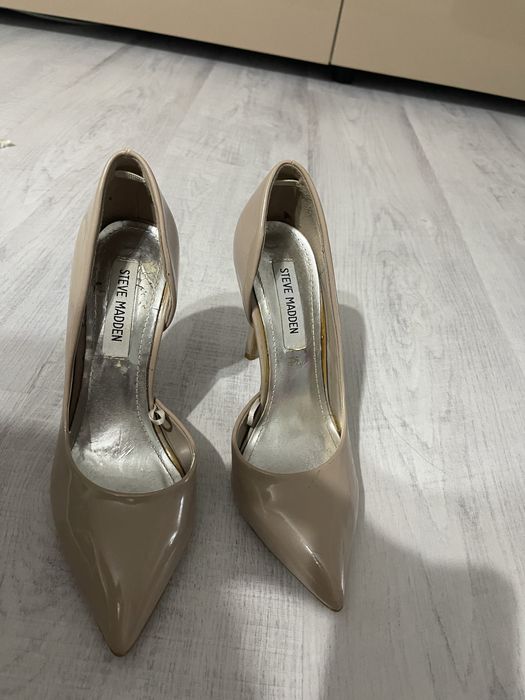 Vand pantofi    Stileto mai multe modele