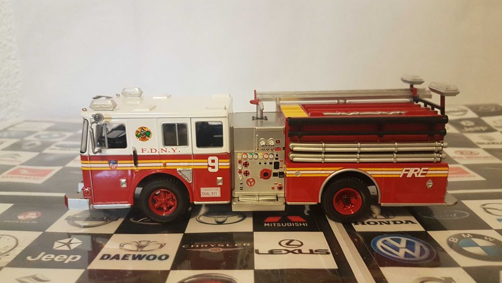 Macheta Seagrave scara 1/43