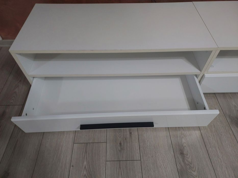 Set mobila living din MDF alb lucios