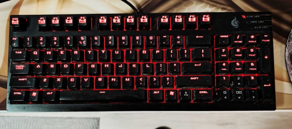 Геймърска механична клавиатура CM Storm Quick Fire TK Red