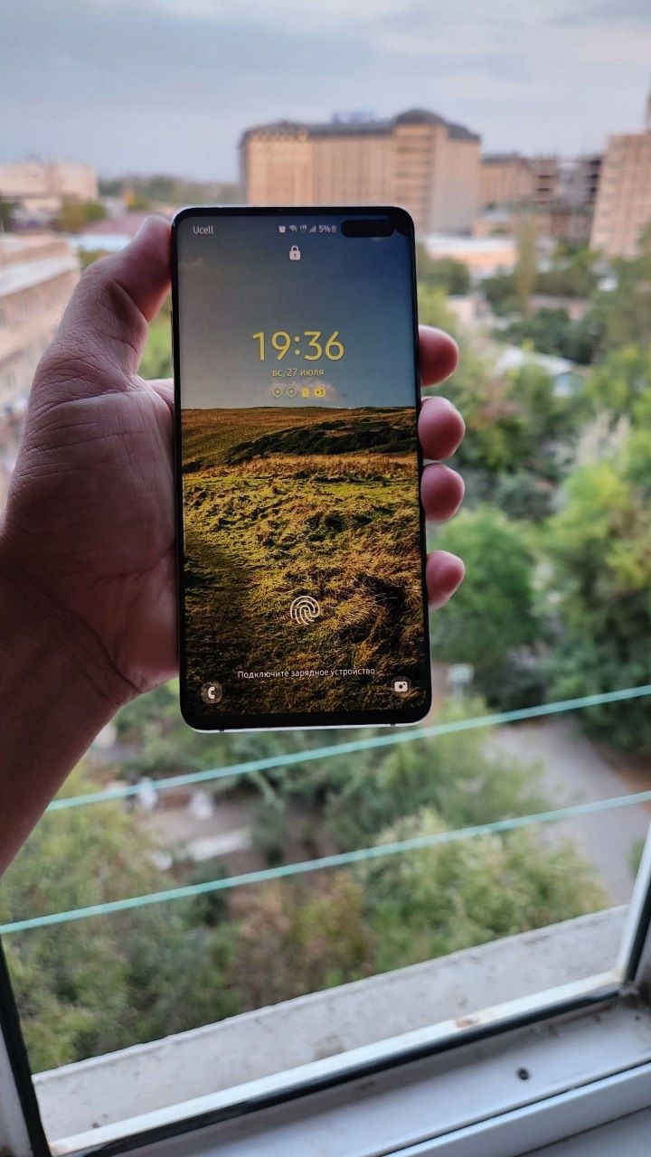 Samsung S10 5G 8 256 xotira