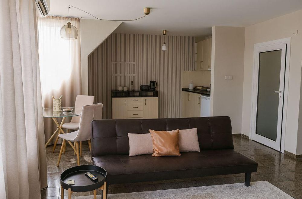 Едностаен апартамент в района на Център!