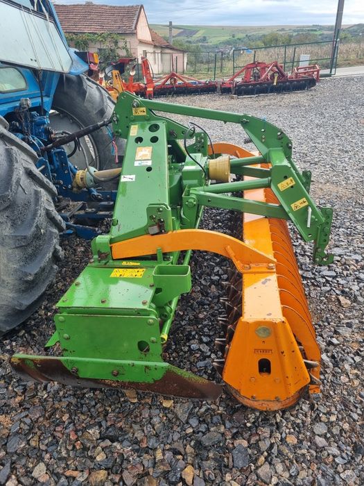 Grapa rotativa Amazone KE 303