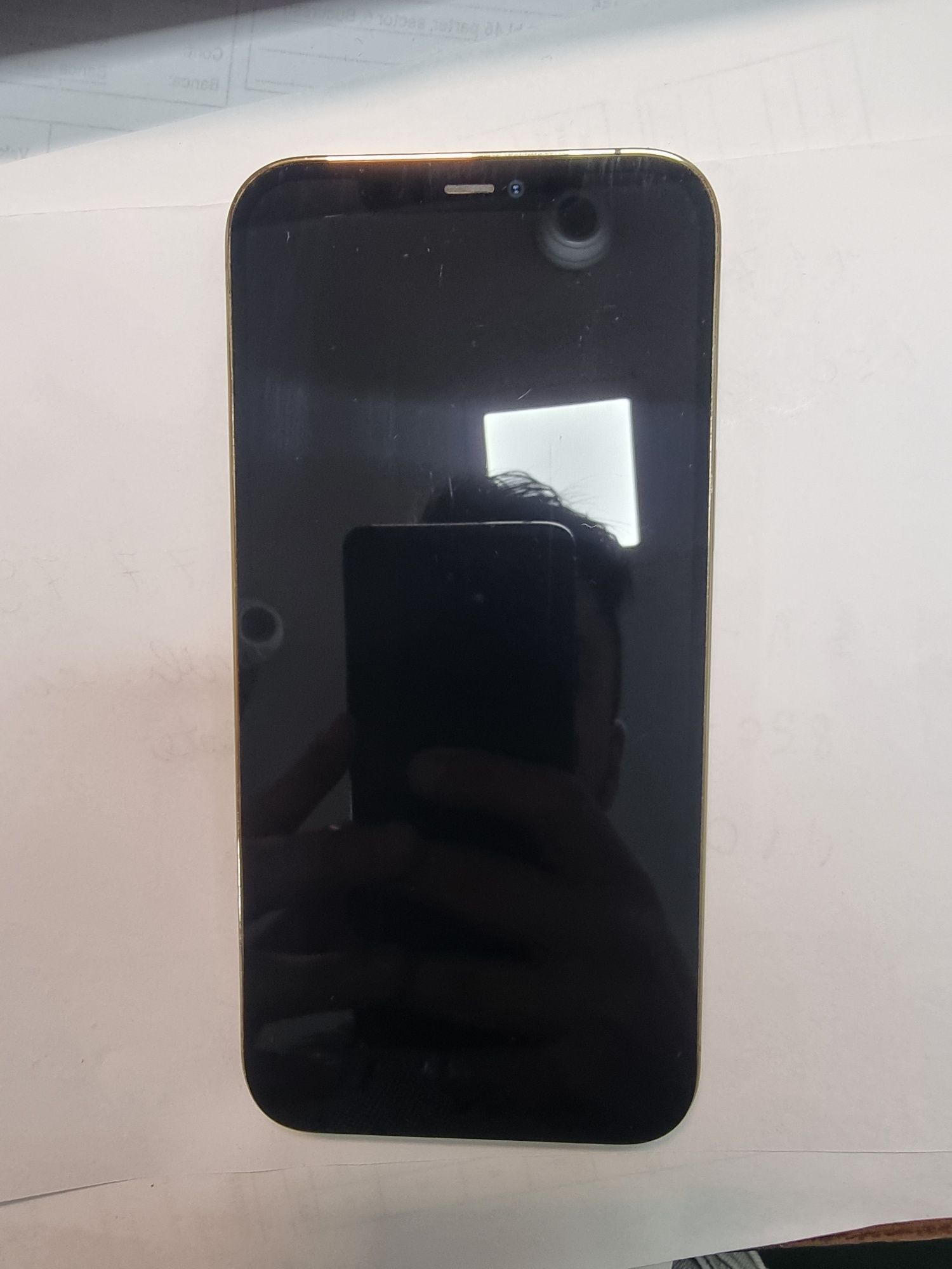 Display Iphone 13 Pro Max•Amanet Lazar Crangasi