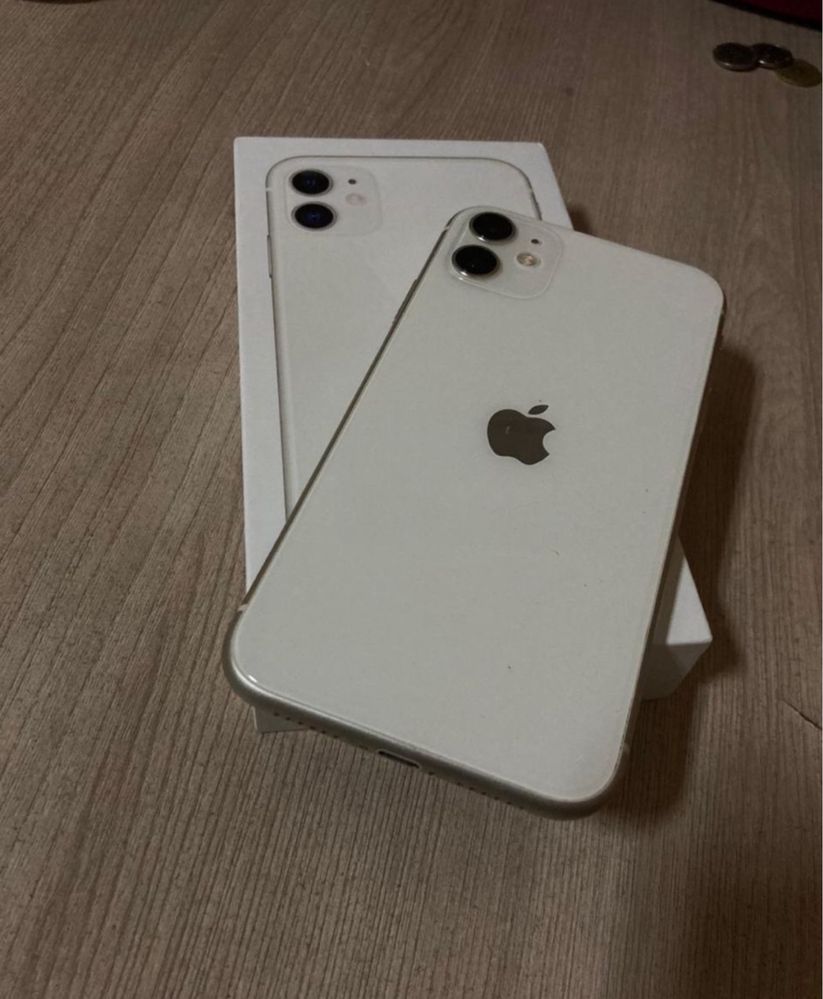 iPhone 11, белый