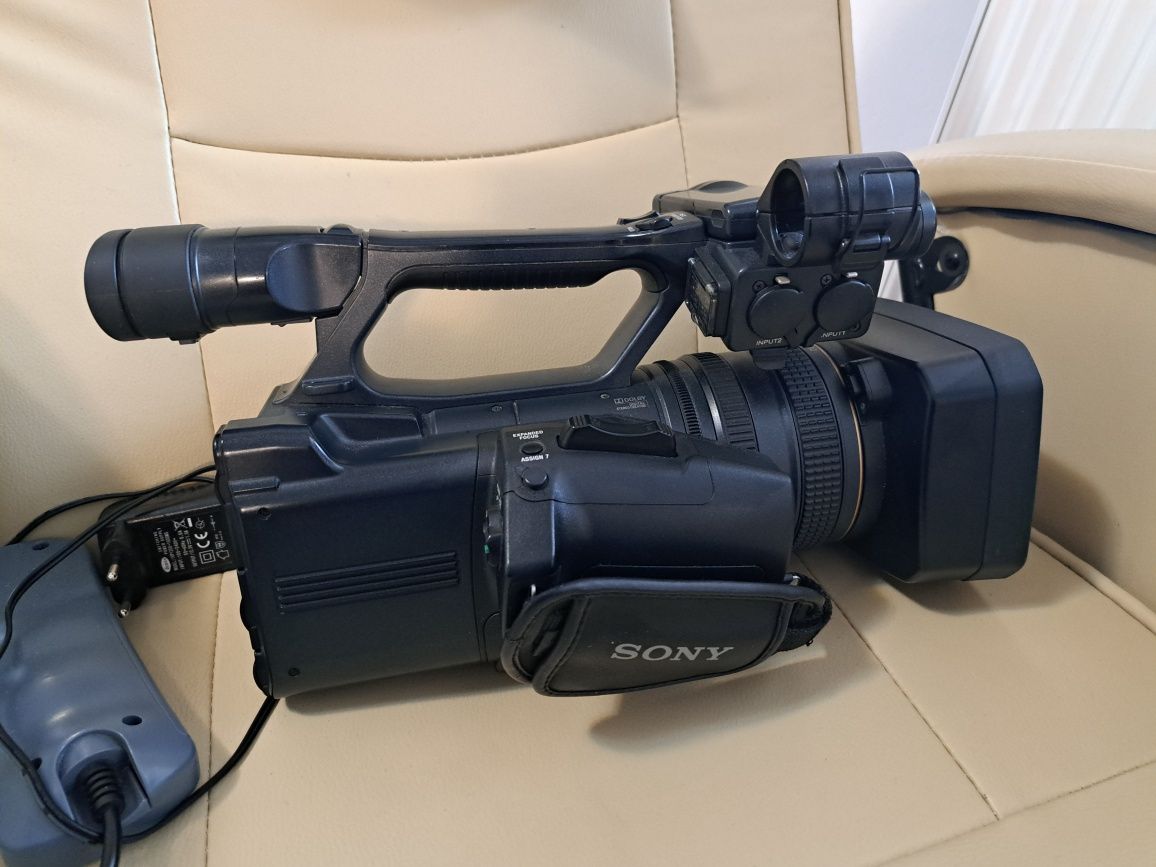 Camera video  HDR-AX 2000 E